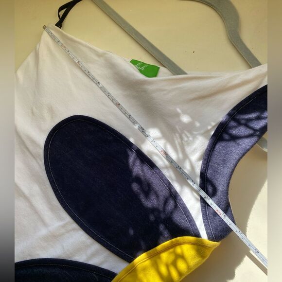 One Shoulder Large Side Daisy Design White Mini Dress Size Medium - Picture 3 of 8